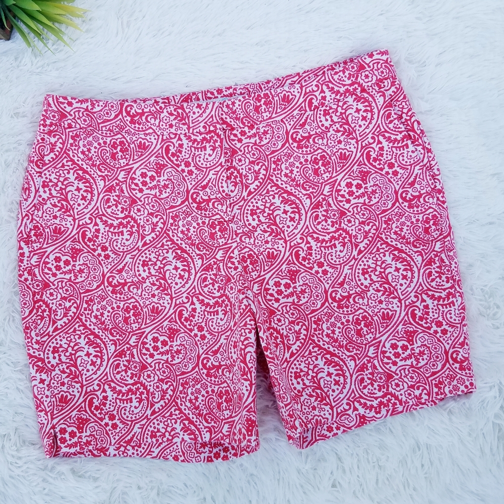 BODEN Richmond Shorts US 10, UK 14 Red White Textured Paisley Print 6" Inseam